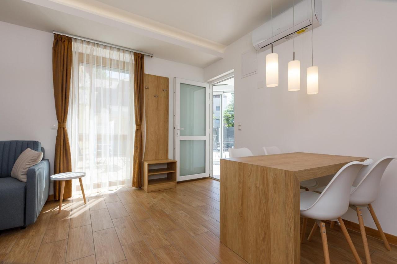 La Bella Centrum Apartmanok Piros/Sarga Hévíz Exterior foto